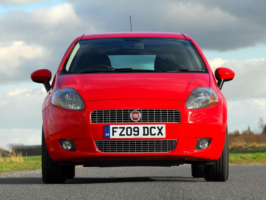  Fiat Grande Punto 3-Door 2006 года  (UK) (фото 3 из 16)